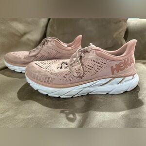 Women’s Hoka Clifton 7